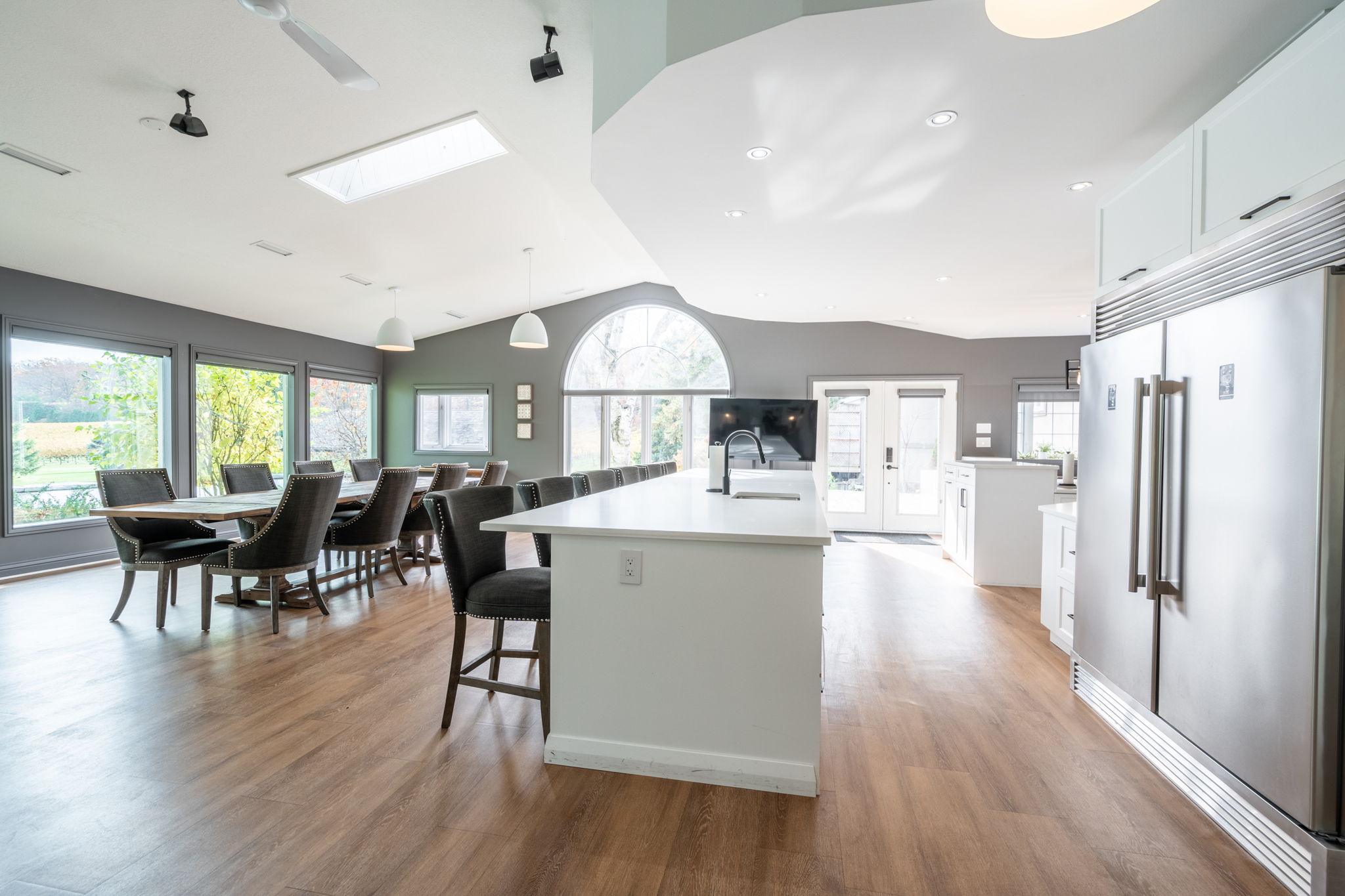 Kitchen and dining area
